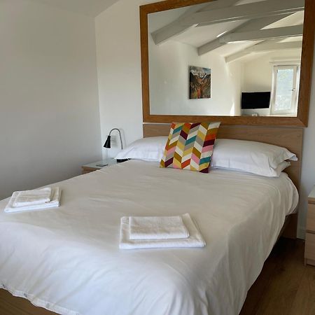 Spacious Lodge With King Sized Bed Inveraray Eksteriør billede
